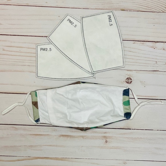 🔥3/$20🔥Camo Graphic Face Mask With 3 Filters - Picture 2 of 2